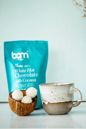 Bela vroča čokolada s kokosom, 220 g