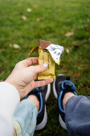 Proteinska ploščica s sladilom, Banana & arašidi