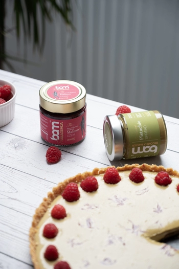 Malina pistacija torta